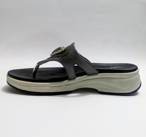 Black Comfy Chappal - Image 5