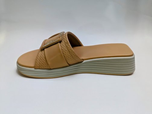 Beige Comfy Slippers - Image 5